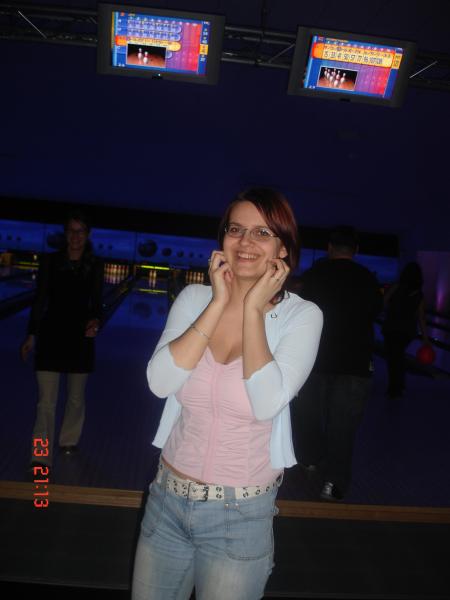 BOWLING